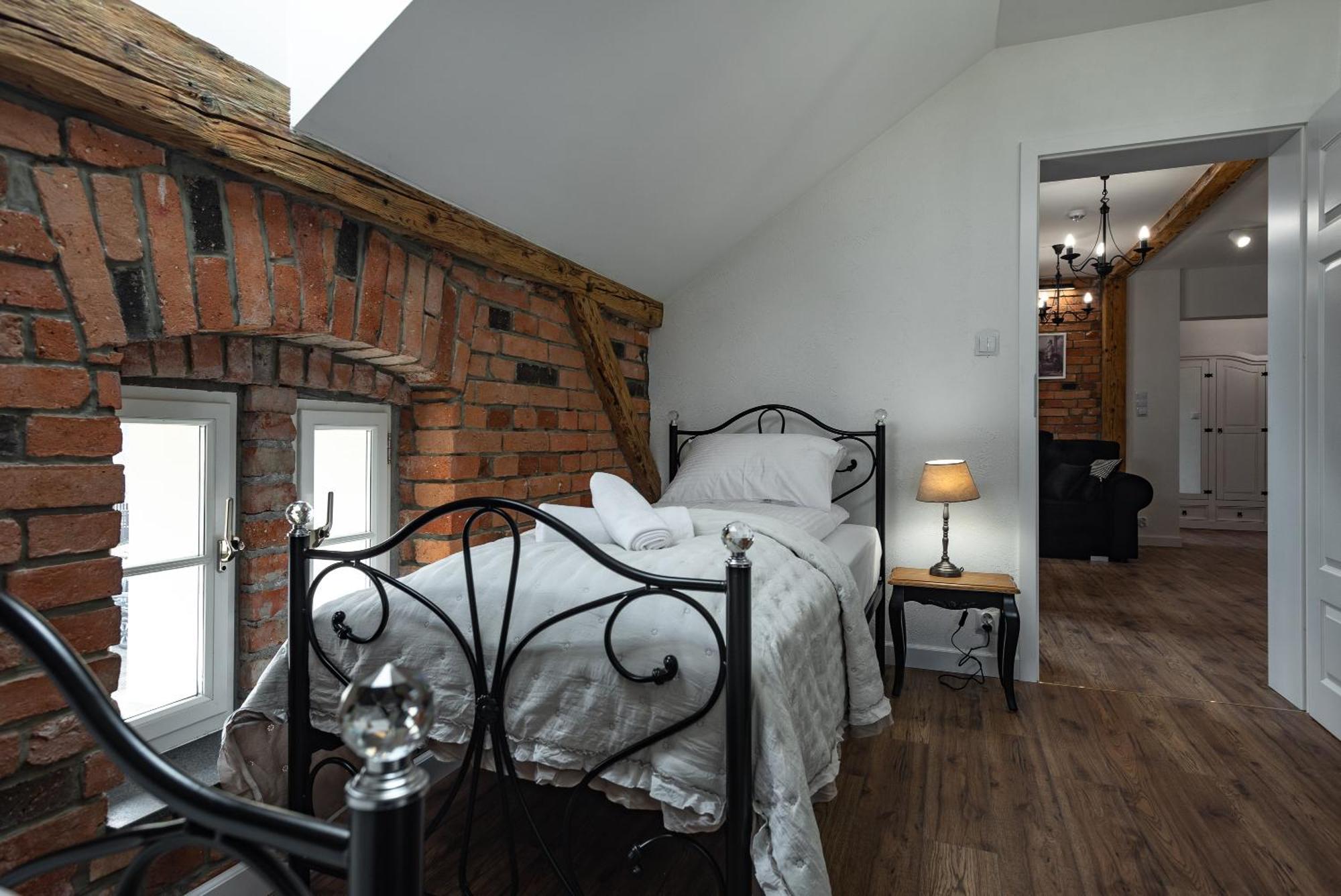 Dworek Wojanow Kamer foto
